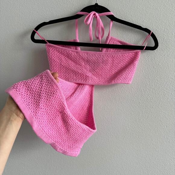 VICTOR GLEMAUD
Cut-out Crochet Knit Halter Top In Pink size Small - Picture 3 of 6